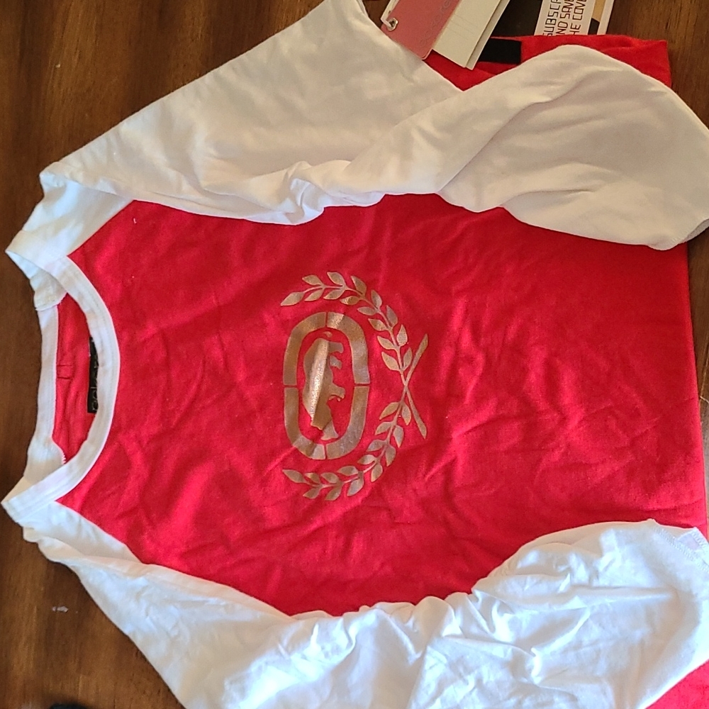Girls 3/4 length eckō red shirt